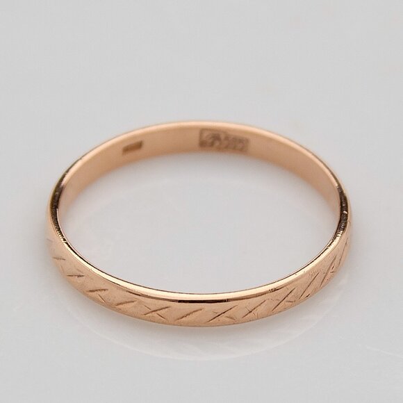 Rose Gold 14K Wedding Band Ring, Diamond Cut Detailing Ring, Size 6 - Picture 2 of 4